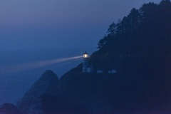 heceta-head-lighthouse-night